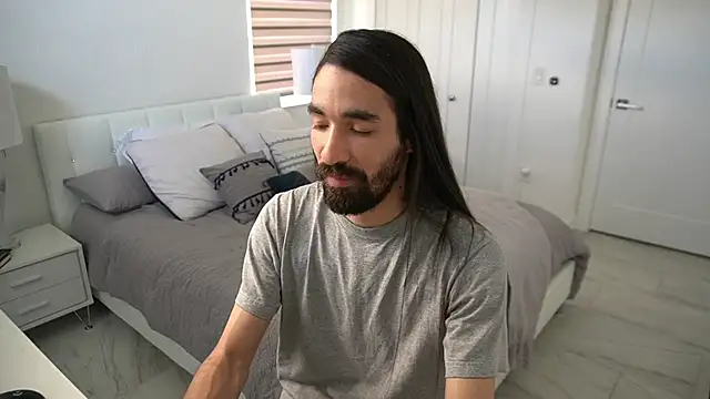 Your Ice cream online show from March 1, 2025, 4:44 pm