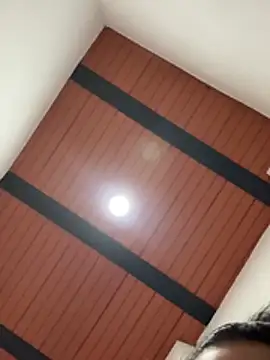 paisitahot1975 online show from February 12, 2026, 3:51 pm