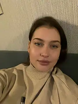 KikiWatson online show from February 2, 2025, 11:08 am