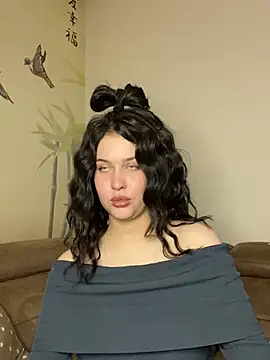 KikiWatson online show from February 23, 2025, 12:16 pm