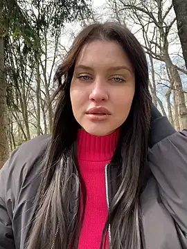 KikiWatson online show from March 20, 2025, 11:16 am