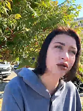 KikiWatson online show from September 15, 2025, 6:13 am