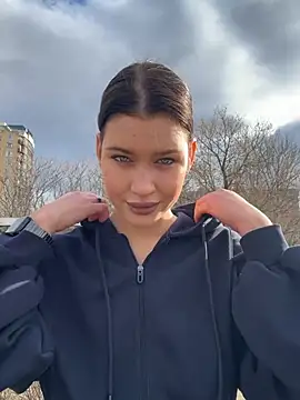 KikiWatson online show from February 13, 2026, 7:37 am