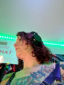 thatonespicychick online show from December 20, 2025, 7:32 pm