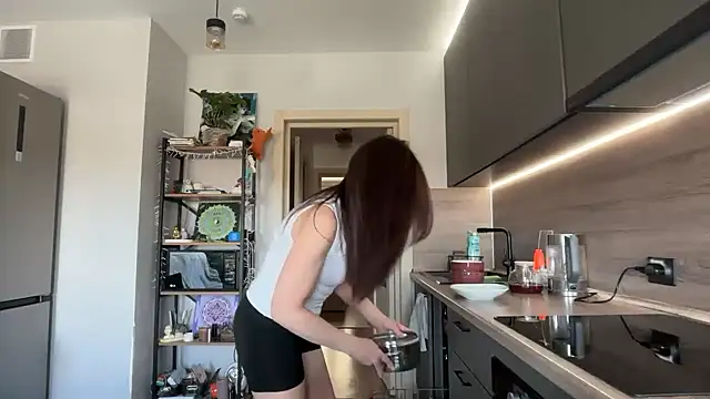 jainesummer online show from April 16, 2026, 8:26 am