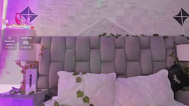 HannaRhodes online show from March 15, 2025, 2:01 pm