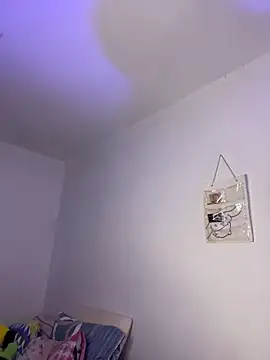 Snapshot of MadelineBenet chatting on February 11, 2026, 4:06 am MadelineBenet online show from February 11, 2026, 4:06 am