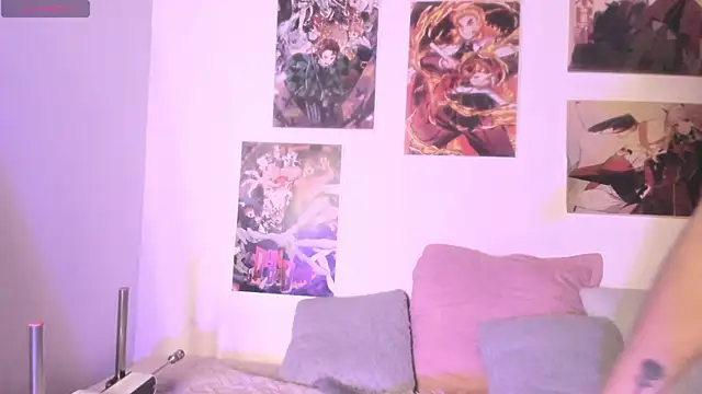 Luna-Chann online show from April 1, 2026, 11:35 pm