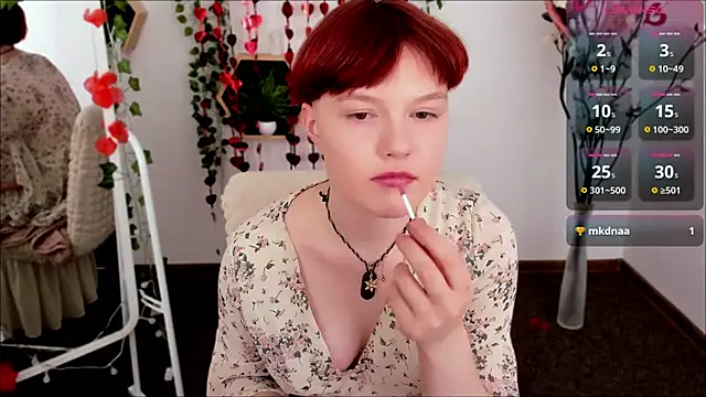 DreamyLuna online show from February 3, 2025, 3:09 am