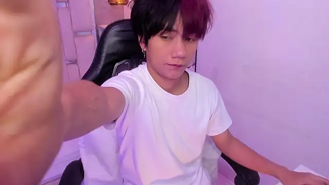 Eriol  online show from September 23, 2025, 11:57 am