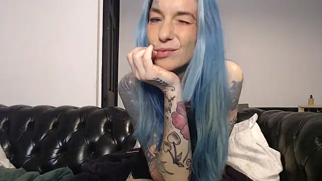 RavenryderUK online show from December 24, 2024, 12:33 am