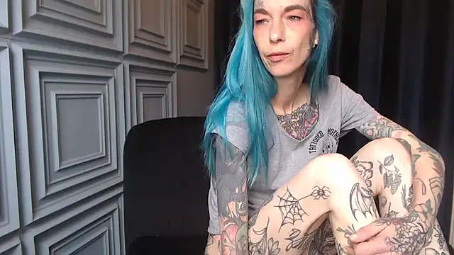 RavenryderUK online show from April 17, 2026, 12:19 pm