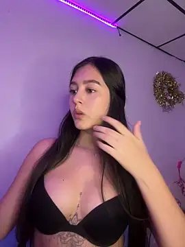 Snapshot of kanne_mia chatting on March 23, 2025, 3:54 am kanne mia online show from March 23, 2025, 3:54 am