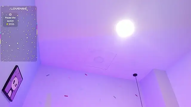  Sophie  miller online show from November 24, 2025, 7:46 pm