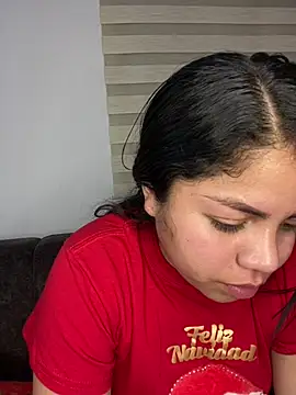 Snapshot of Elaa_euphoria chatting on December 19, 2024, 12:45 am Elaa euphoria online show from December 19, 2024, 12:45 am