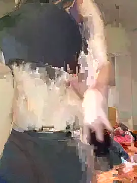 Effyvice13 online show from September 18, 2025, 3:30 am