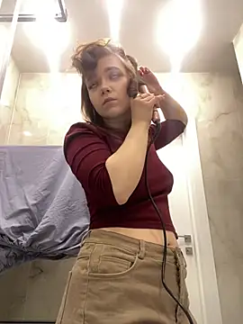 JennyPortman online show from March 20, 2025, 5:46 am