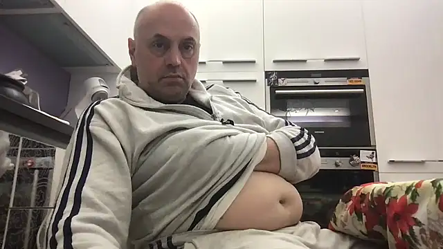 Snapshot of pantomax chatting on December 13, 2024, 3:54 pm pantomax online show from December 13, 2024, 3:54 pm