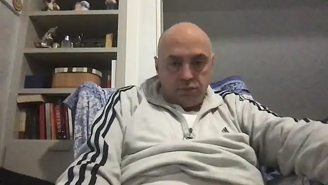 Snapshot of pantomax chatting on January 4, 2025, 8:17 am pantomax online show from January 4, 2025, 8:17 am