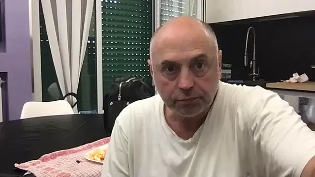 Snapshot of pantomax chatting on September 22, 2025, 1:24 pm pantomax online show from September 22, 2025, 1:24 pm