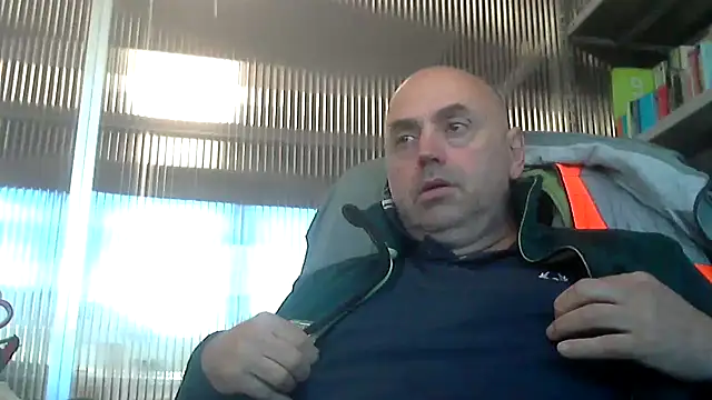 Snapshot of pantomax chatting on October 7, 2025, 7:27 am pantomax online show from October 7, 2025, 7:27 am