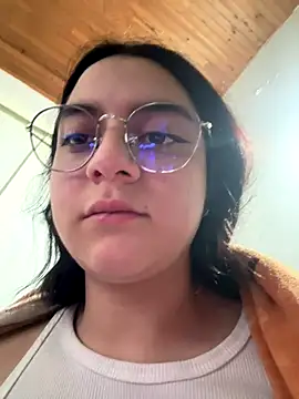 Snapshot of Cassie-millers chatting on December 2, 2024, 10:56 pm Cassie-millers online show from December 2, 2024, 10:56 pm