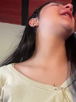 Snapshot of Cassie-millers chatting on December 11, 2024, 1:39 pm Cassie-millers online show from December 11, 2024, 1:39 pm