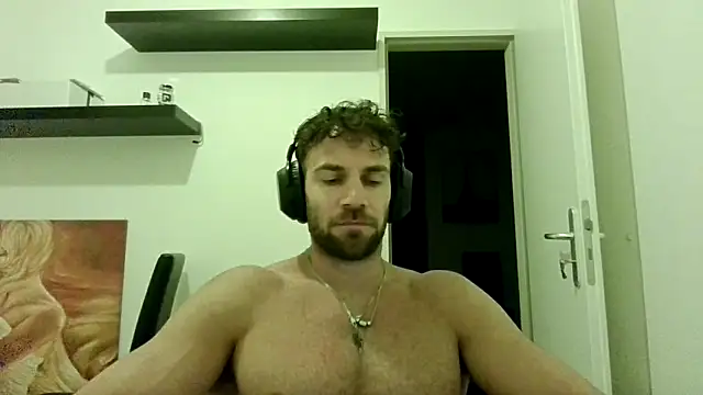 alpha-hunk online show from September 19, 2025, 6:52 pm
