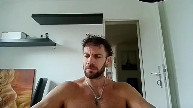 alpha-hunk online show from September 23, 2025, 7:44 am