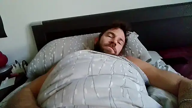 alpha-hunk online show from November 4, 2025, 7:51 am