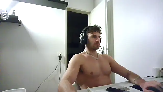 alpha-hunk online show from December 13, 2025, 7:53 pm