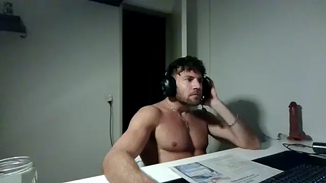alpha-hunk online show from April 18, 2026, 7:07 pm