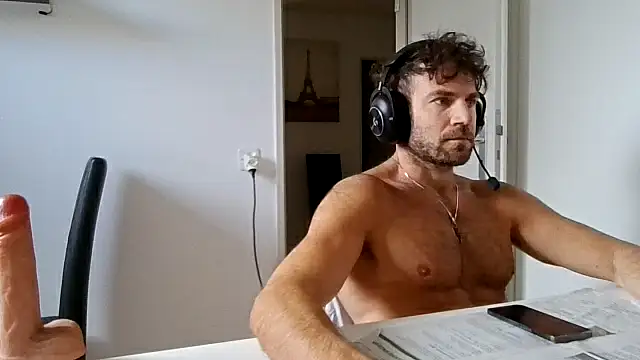 alpha-hunk online show from May 16, 2026, 10:36 am