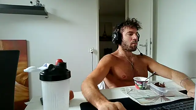 alpha-hunk online show from May 20, 2026, 9:59 am