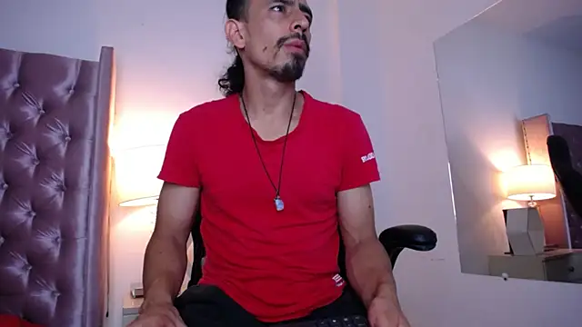 Sr Magnus  online show from October 26, 2025, 1:17 pm