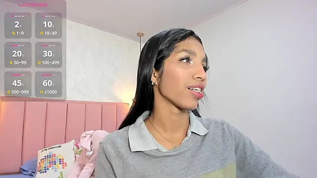 Snapshot of MAYROBERTSS chatting on March 14, 2025, 12:07 pm MAYROBERTSS online show from March 14, 2025, 12:07 pm