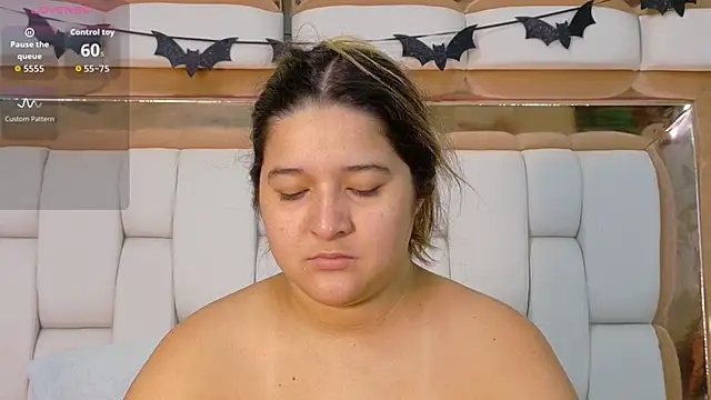 collegepawglovedaddy online show from October 26, 2025, 1:06 pm