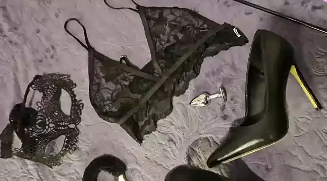 Snapshot of culbutemoi4 chatting on March 7, 2025, 1:18 pm culbutemoi4 online show from March 7, 2025, 1:18 pm