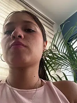 Kyna euphoria online show from January 3, 2025, 3:55 pm