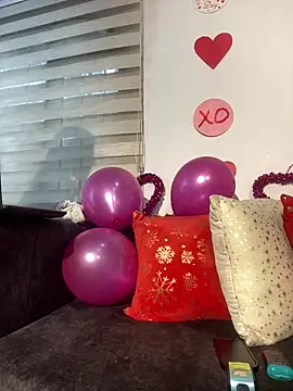 Kyna euphoria online show from February 11, 2025, 9:03 pm