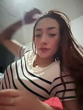 ariiel  online show from January 24, 2025, 4:59 am