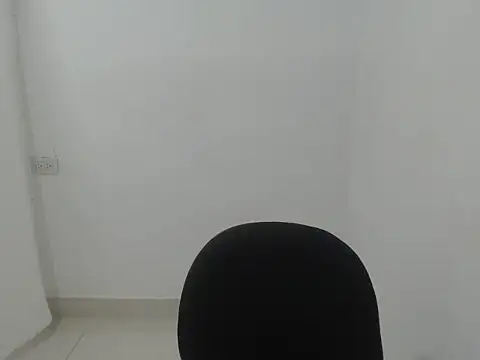 estefania224 online show from February 6, 2026, 2:38 am