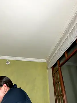 aurora divine online show from November 15, 2025, 11:54 pm