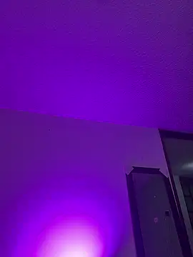 aurora divine online show from March 13, 2026, 10:05 pm