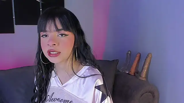 maddy walker online show from January 14, 2025, 8:37 pm