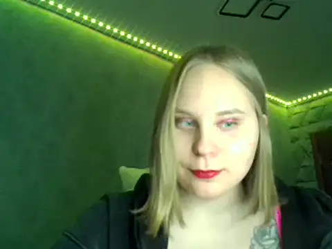 Thalia  Star online show from February 22, 2025, 4:40 am