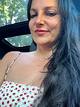 Snapshot of -OLYA- chatting on June 19, 2026, 6:07 am -OLYA- online show from June 19, 2026, 6:07 am