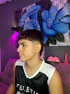 Snapshot of Lyam_ap chatting on September 20, 2025, 12:00 am Lyam ap online show from September 20, 2025, 12:00 am