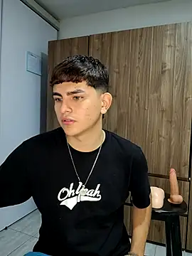 Snapshot of Lyam_ap chatting on September 23, 2025, 9:01 am Lyam ap online show from September 23, 2025, 9:01 am