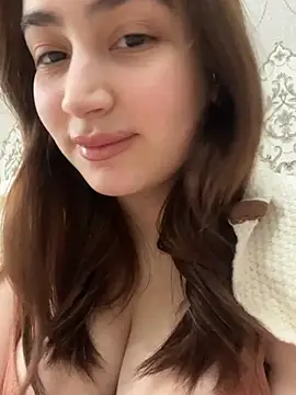 Snapshot of StormBeverly chatting on February 10, 2026, 8:18 am StormBeverly online show from February 10, 2026, 8:18 am